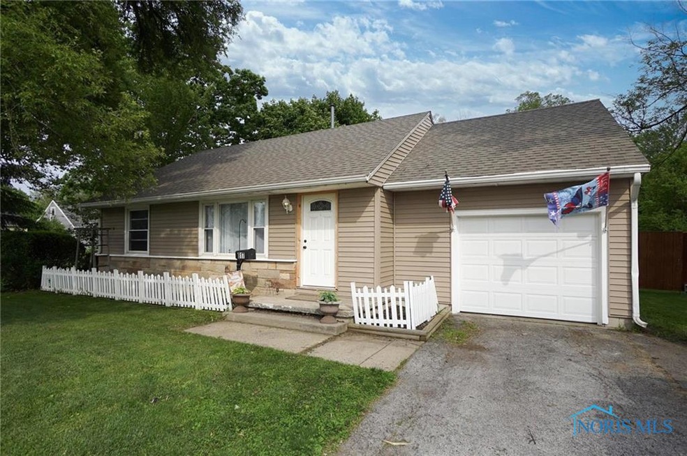 817 N Blanchard St, Findlay, OH 45840 - photo 1