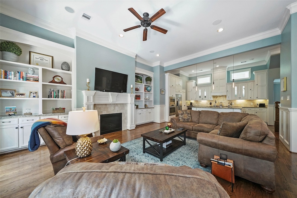 619 Rutland St unit C, Houston, TX 77007 - photo 1