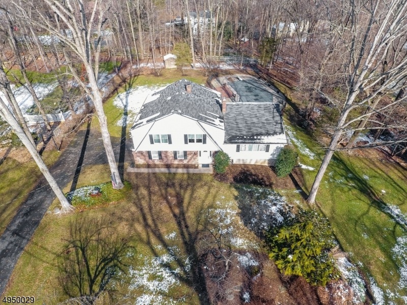 21 Eileen Dr, Mahwah, NJ 07430 - photo 1