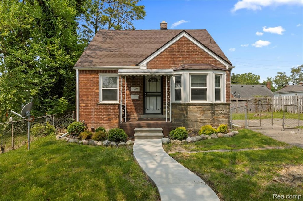 For Sale $125,000 • Co-Listing Agent