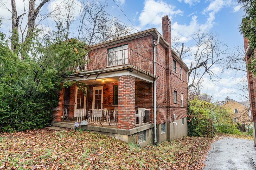 538 E Mitchell Ave, Cincinnati, OH 45217 - photo 1