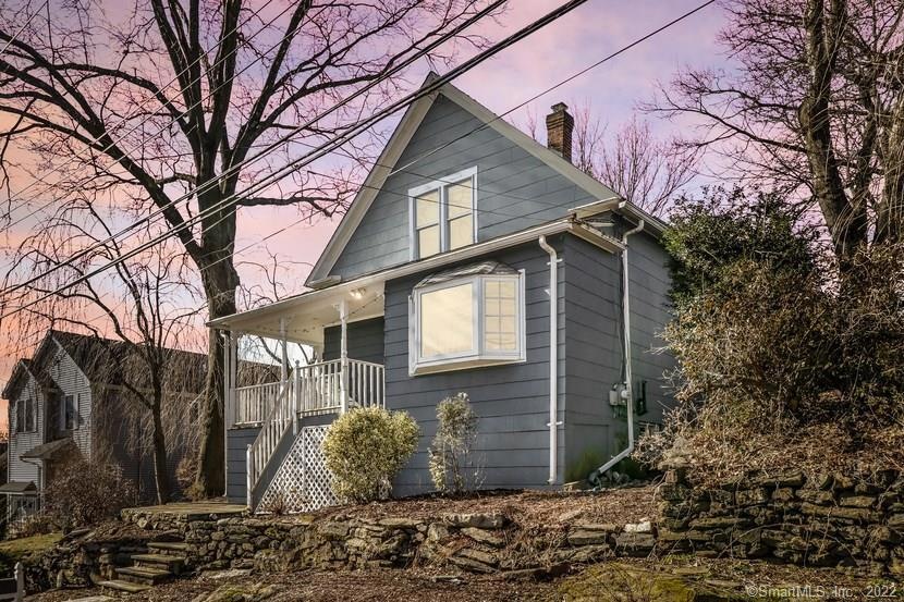 47 Grace St, Fairfield, CT 06825 - photo 1