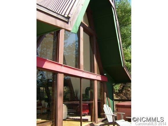 Distinctive Mountain Home