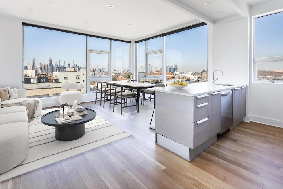 Sold $1,450,000 • Co-Listing Agent