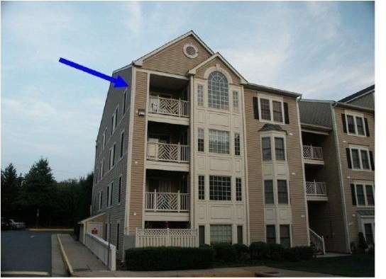 12225 Fairfield Hse Dr unit 112C, Fairfax, VA 22033 - photo 1