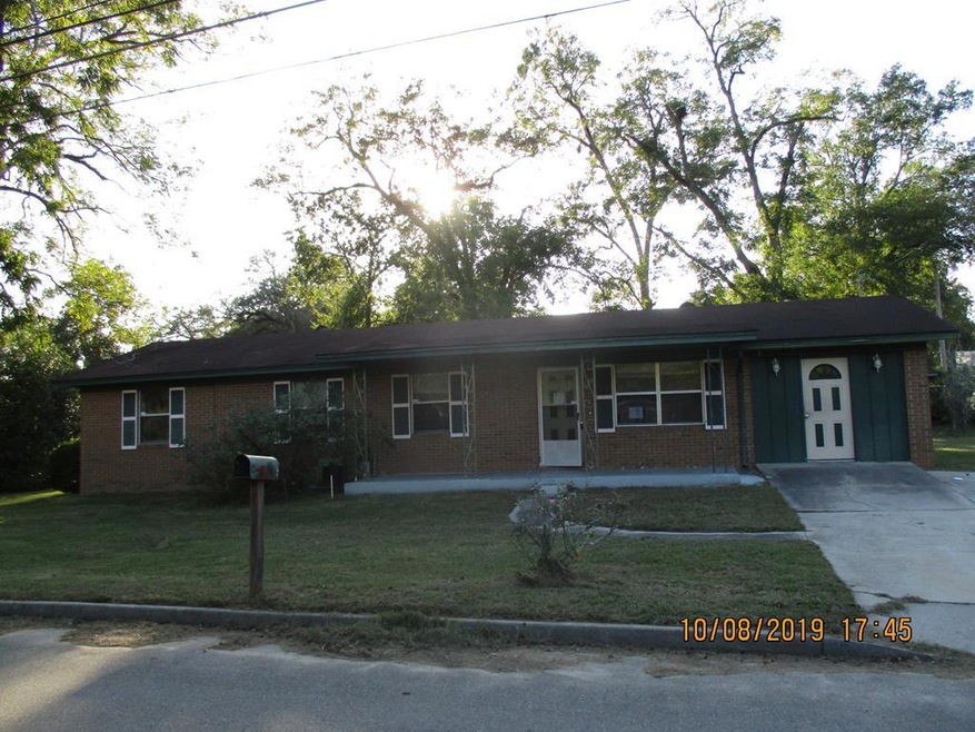 512 N Jefferson St, Quitman, GA 31643 - photo 1