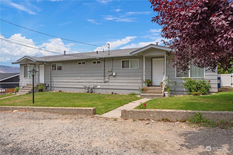 197 2nd St SE, East Wenatchee, WA 98802 - photo 1