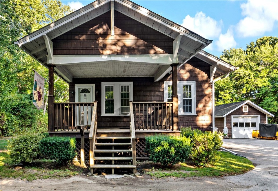 88 Mowry Ave, North Smithfield, RI 02896 - photo 1