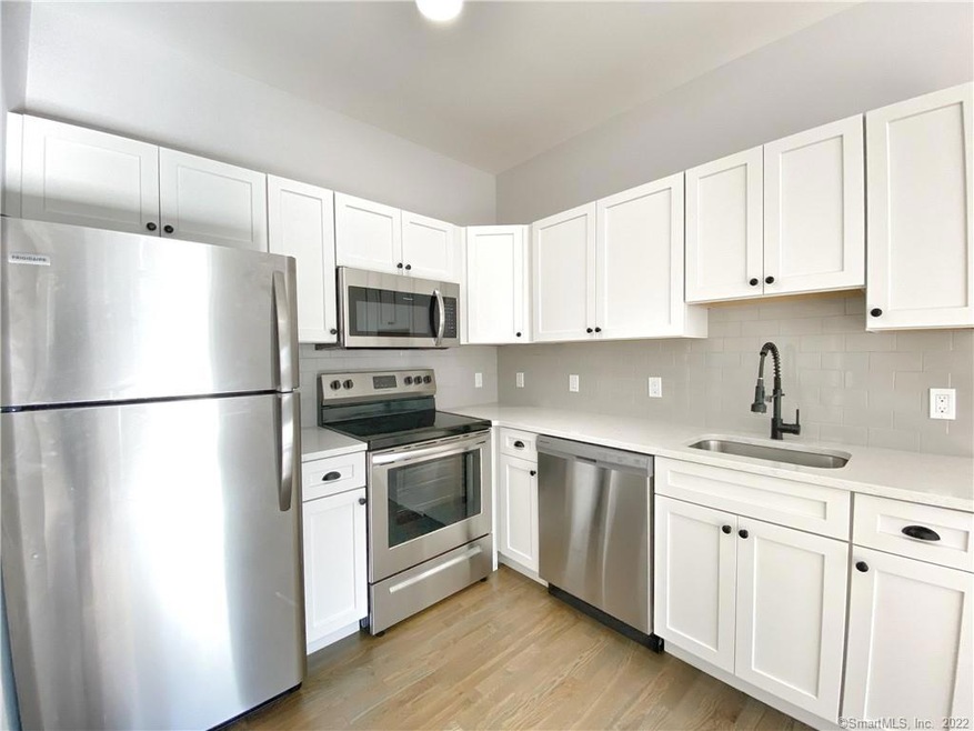 4 Berkeley St unit 3, Norwalk, CT 06850 - photo 1