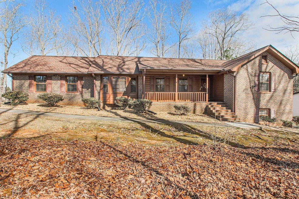 222 Scarborough Rd, Stockbridge, GA 30281 - photo 1