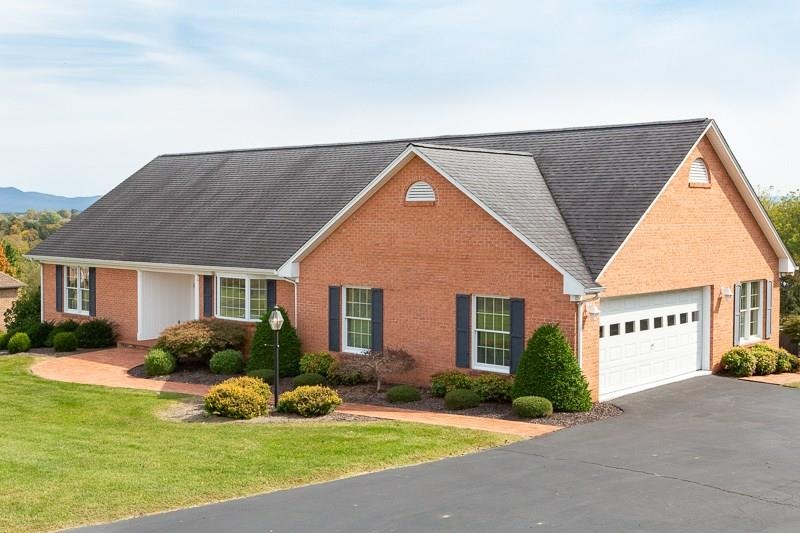 299 River View Dr, Verona, VA 24482 - photo 1