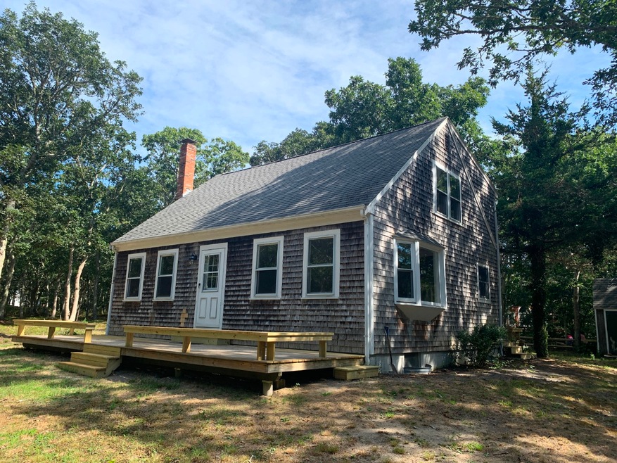 7 Whalers Walk, Edgartown