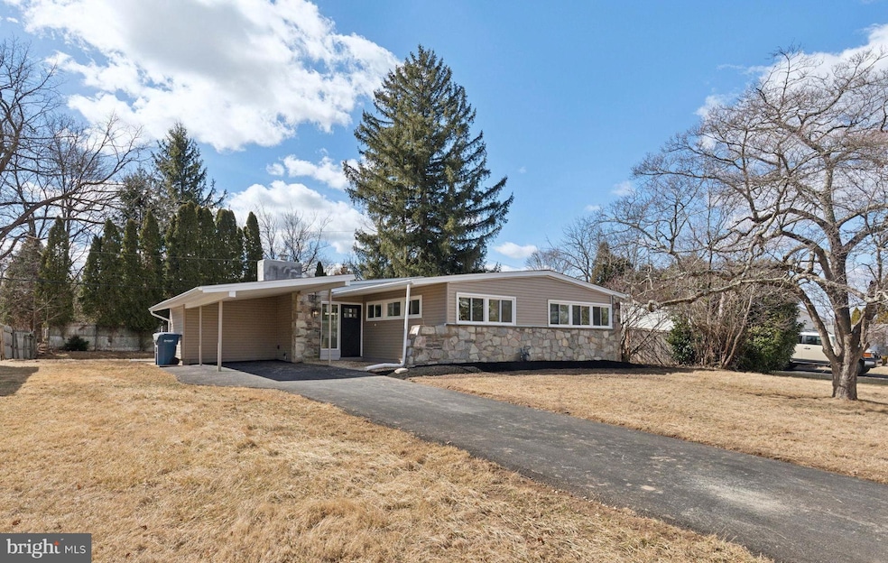 Sold $490,000 • Co-Listing Agent
