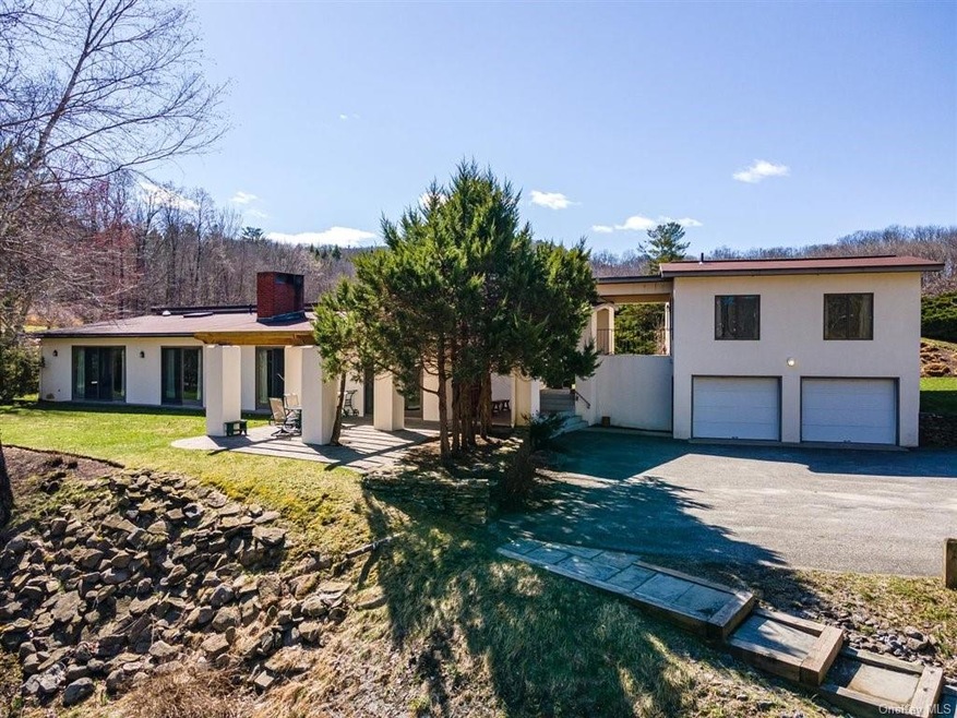 7 Green Rd, Amenia, NY 12501 - photo 1