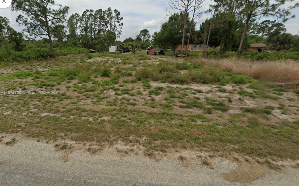 722 Nina Ave, Lehigh Acres, FL 33974 - photo 1