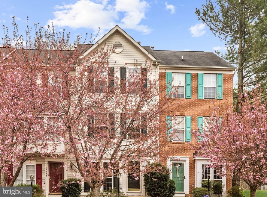 15559 Three Otters Place, Manassas, VA 20112 - photo 1