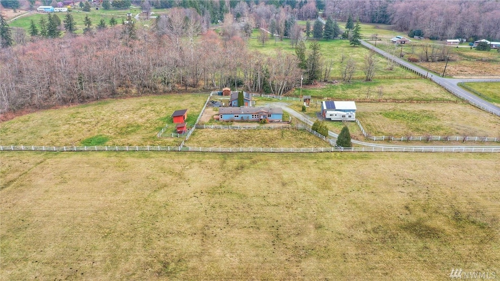 3707 324th St NW, Stanwood, WA 98292 - photo 1