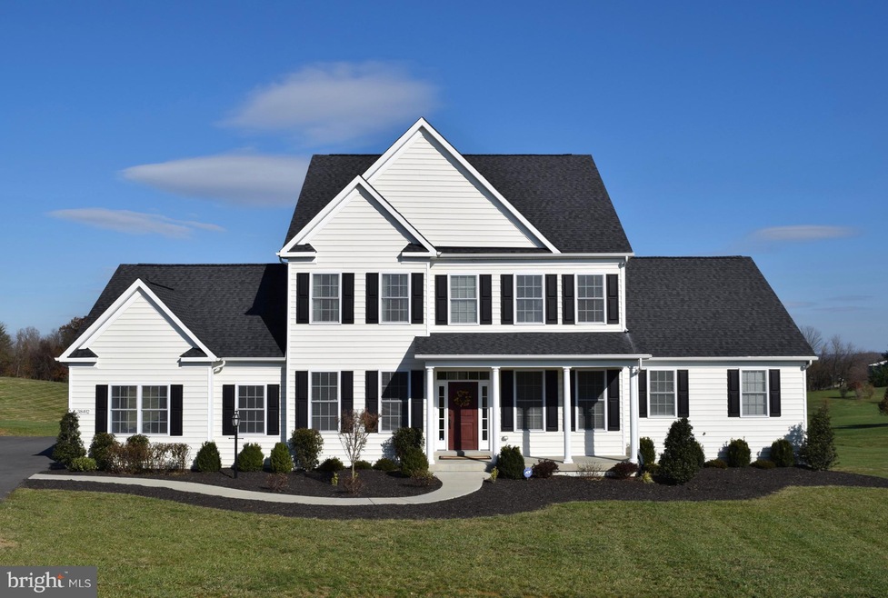 38492 Titnore Ct, Hamilton, VA 20158 - photo 1