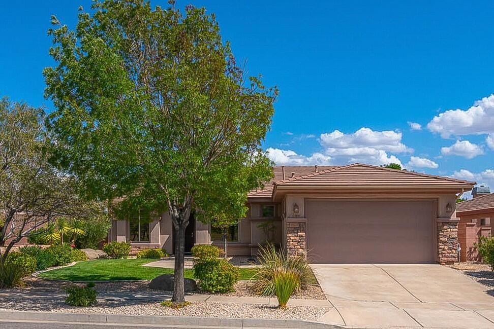 1580 N Overland Trails Dr-001 (2)