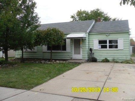 26833 Nagel St, Roseville, MI 48066 - photo 1