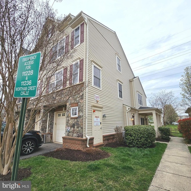 11236 Wortham Crest Cir unit 79, Manassas, VA 20109 - photo 1