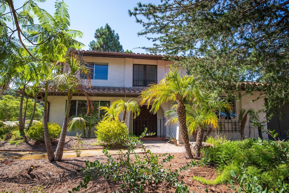 1018 Belmonte Web-23