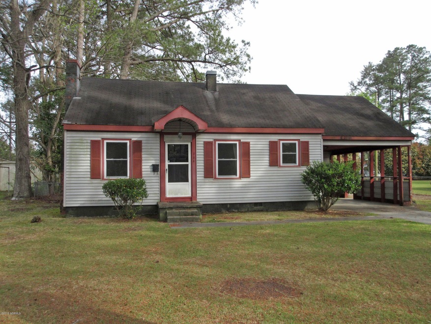 204 S Shore Dr, Jacksonville, NC 28540 - photo 1