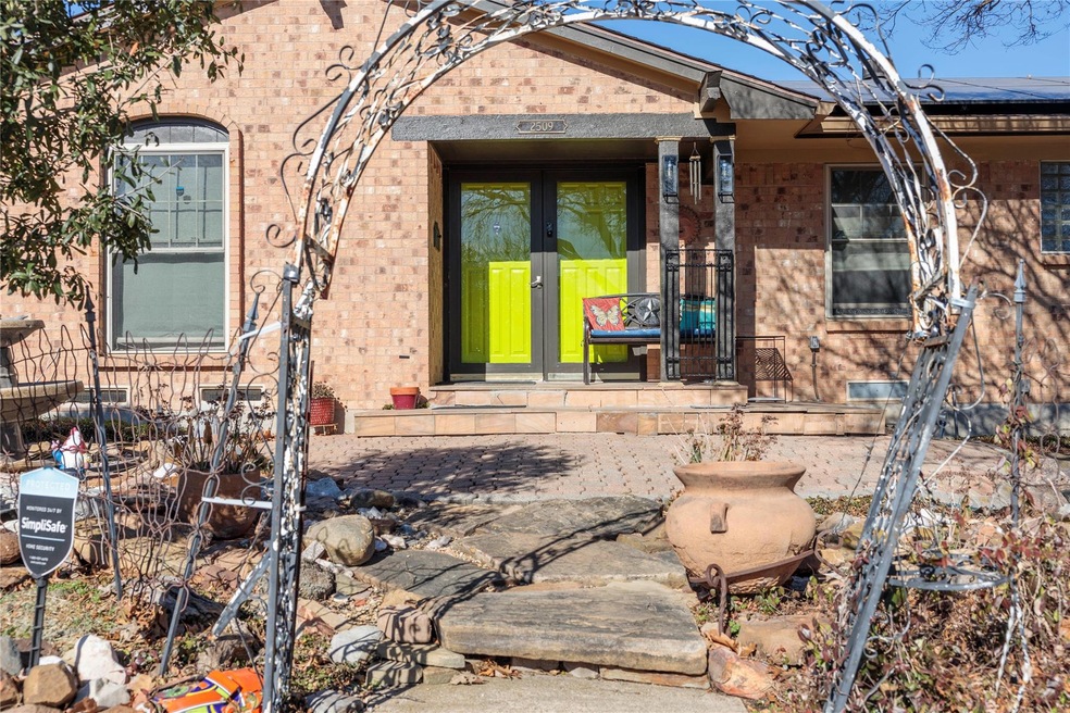 Sold • Co-Listing Agent