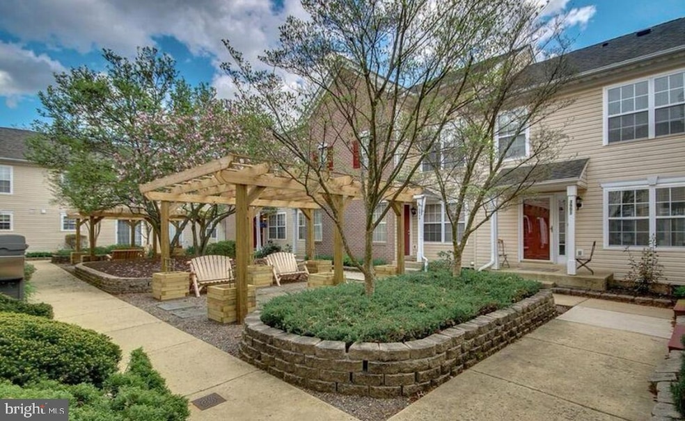 For Rent $2,200/month