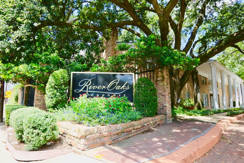 River Oaks