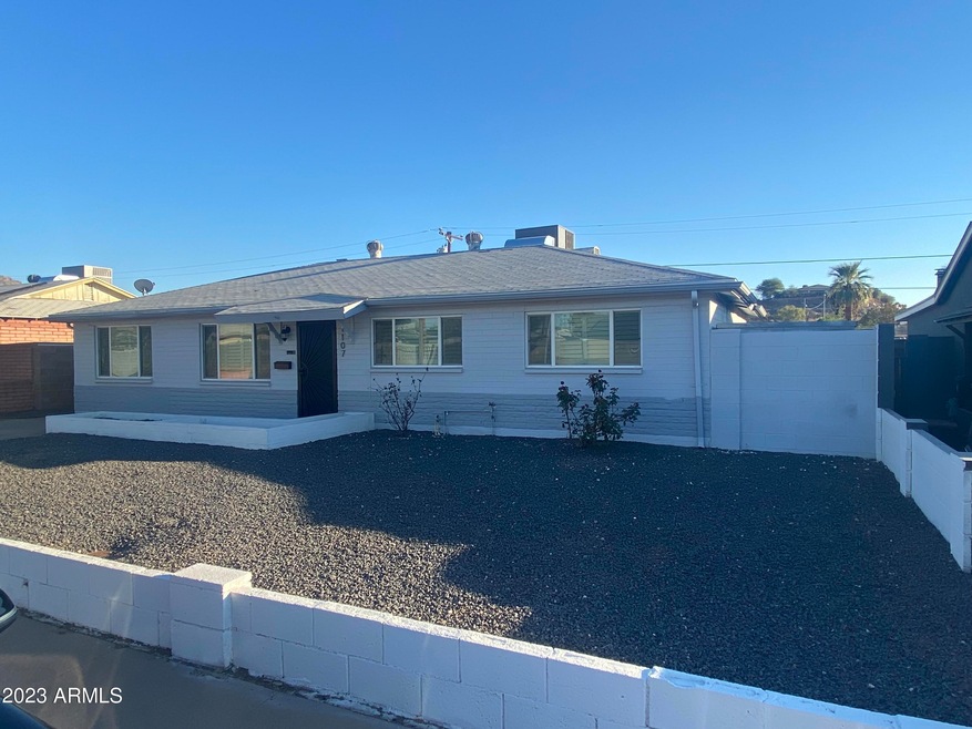 1107 E Alice Ave, Phoenix, AZ 85020 - photo 1