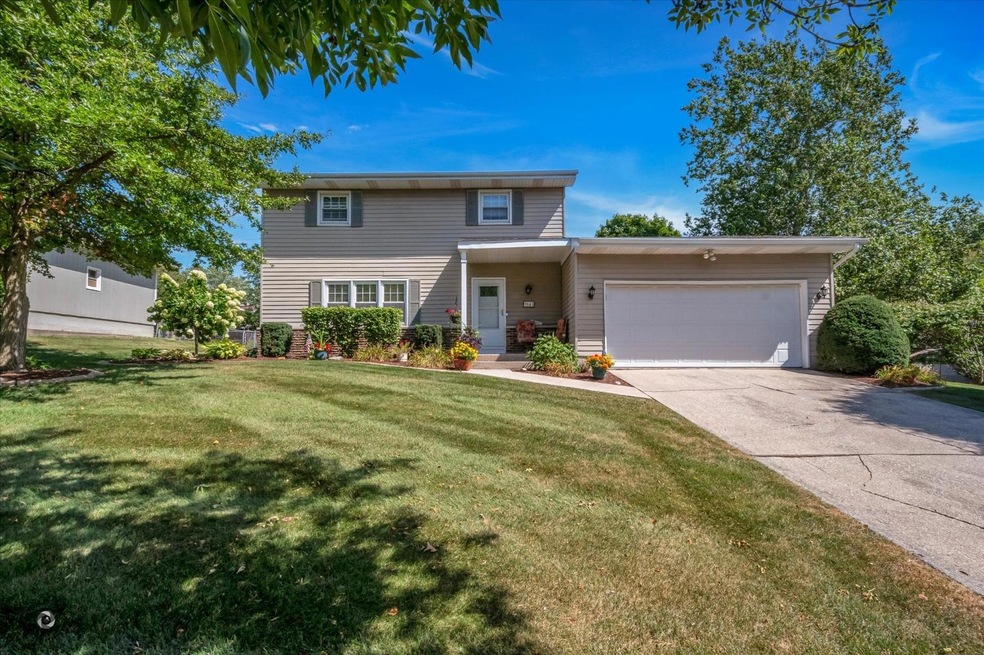 9543 Mckinley St, Crown Point, IN 46307 - photo 1