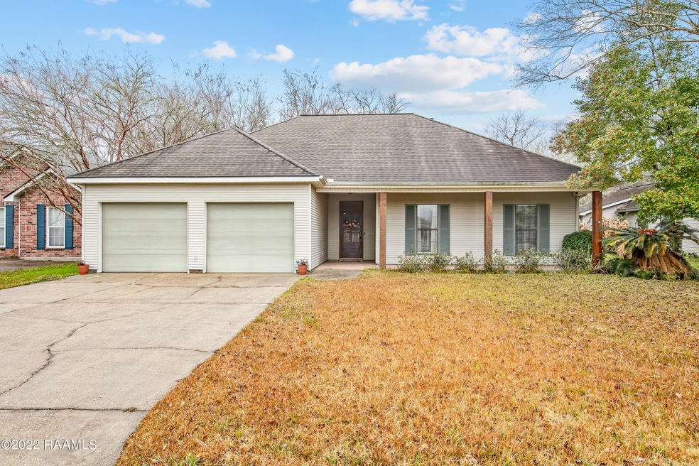 front view 107 Briar Green