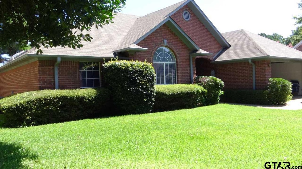 206 Lansdowne Terrace, Tyler, TX 75703 - photo 1