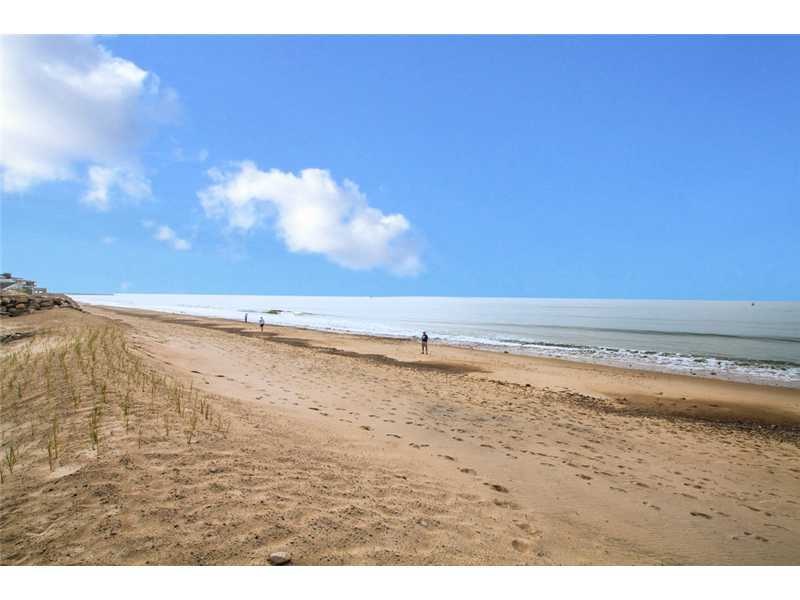 33 Atlantic Ave, Westerly, RI 02891 - photo 1