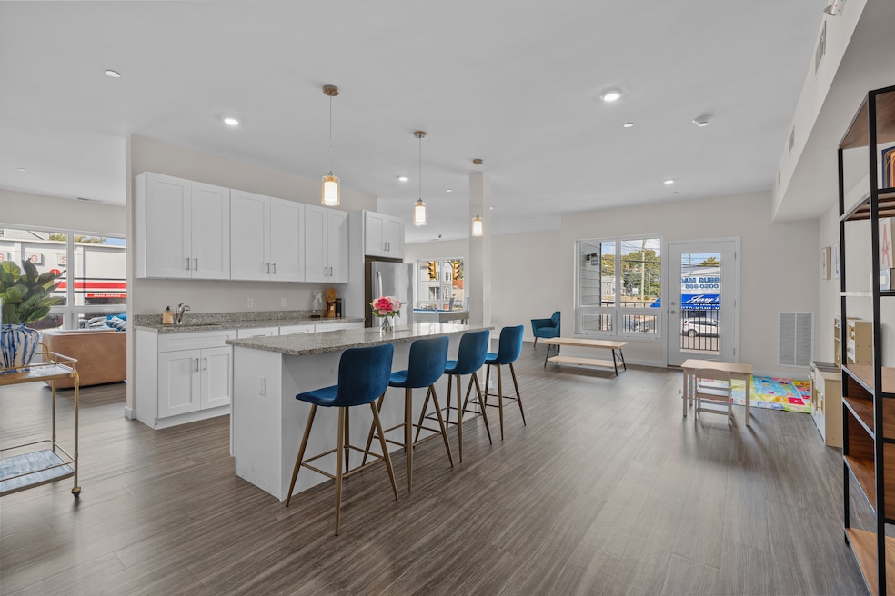 71 Connecticut Ave unit 205, Norwalk, CT 06854 - photo 1