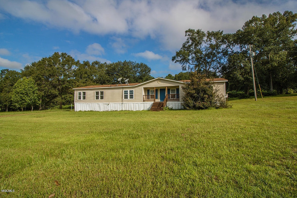 128 Rosewood Ln, Lucedale, MS 39452 - photo 1