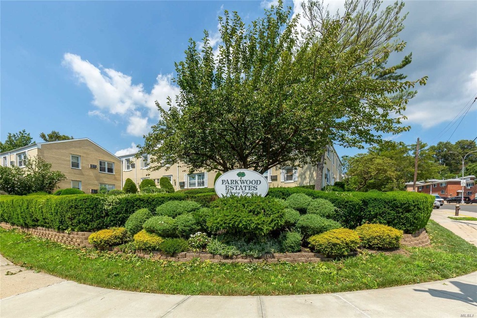 Sold $305,000 • Co-Listing Agent