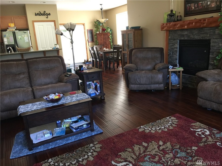 6231 185th St NW, Stanwood, WA 98292 - photo 1