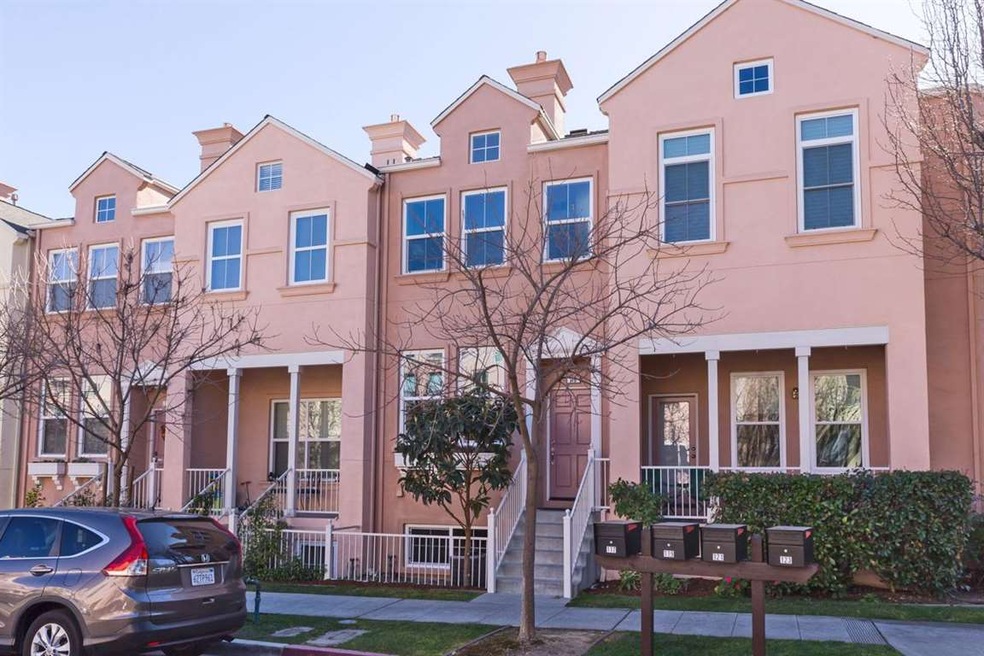 119 Pacchetti Way, Mountain View, CA 94040 - photo 1