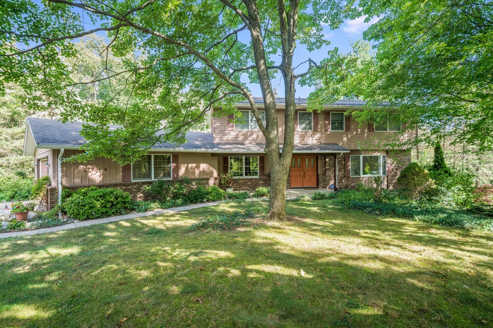 6398_Torrington_Road_01