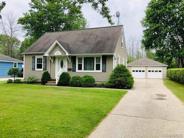 310 Drake Dr, North Tonawanda, NY 14120 - photo 1