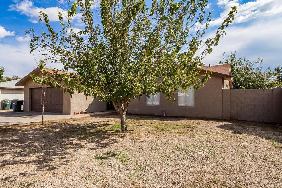 8907_W_Weldon_Ave_AZ-2