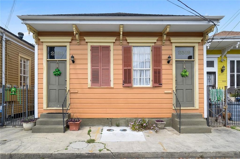2519 Laurel St, New Orleans, LA 70130 - photo 1