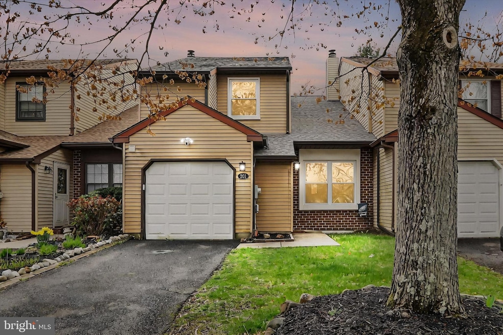 Sold $550,000 • Co-Listing Agent