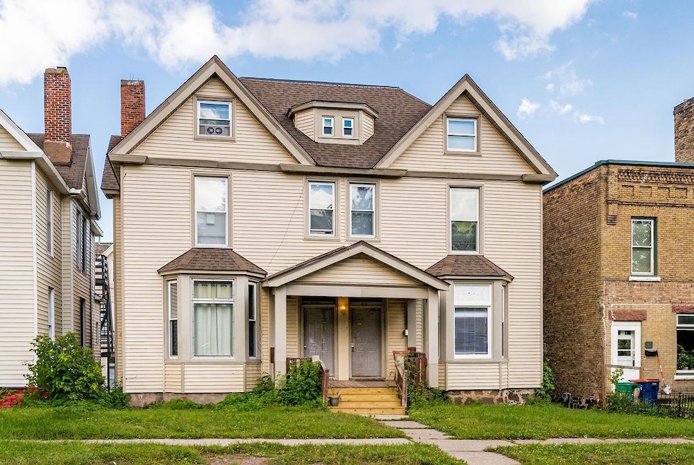 For Sale $550,000 • Co-Listing Agent