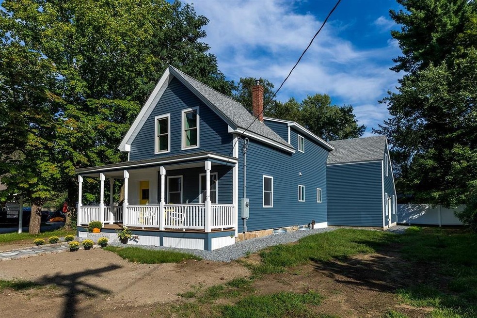 8 Elm St, Newton, NH 03858 - photo 1