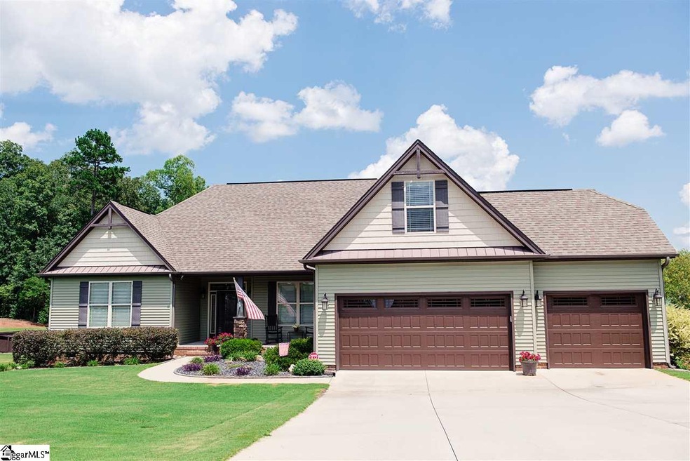 304 Tineke Way, Travelers Rest, SC 29690 - photo 1