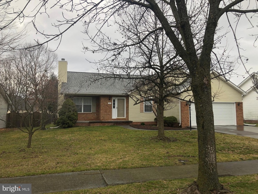 316 W Cedarmeade Ave, Winchester, VA 22601 - photo 1