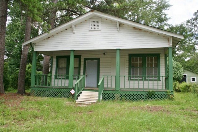 122 E Calhoun St, Thomasville, GA 31792 - photo 1